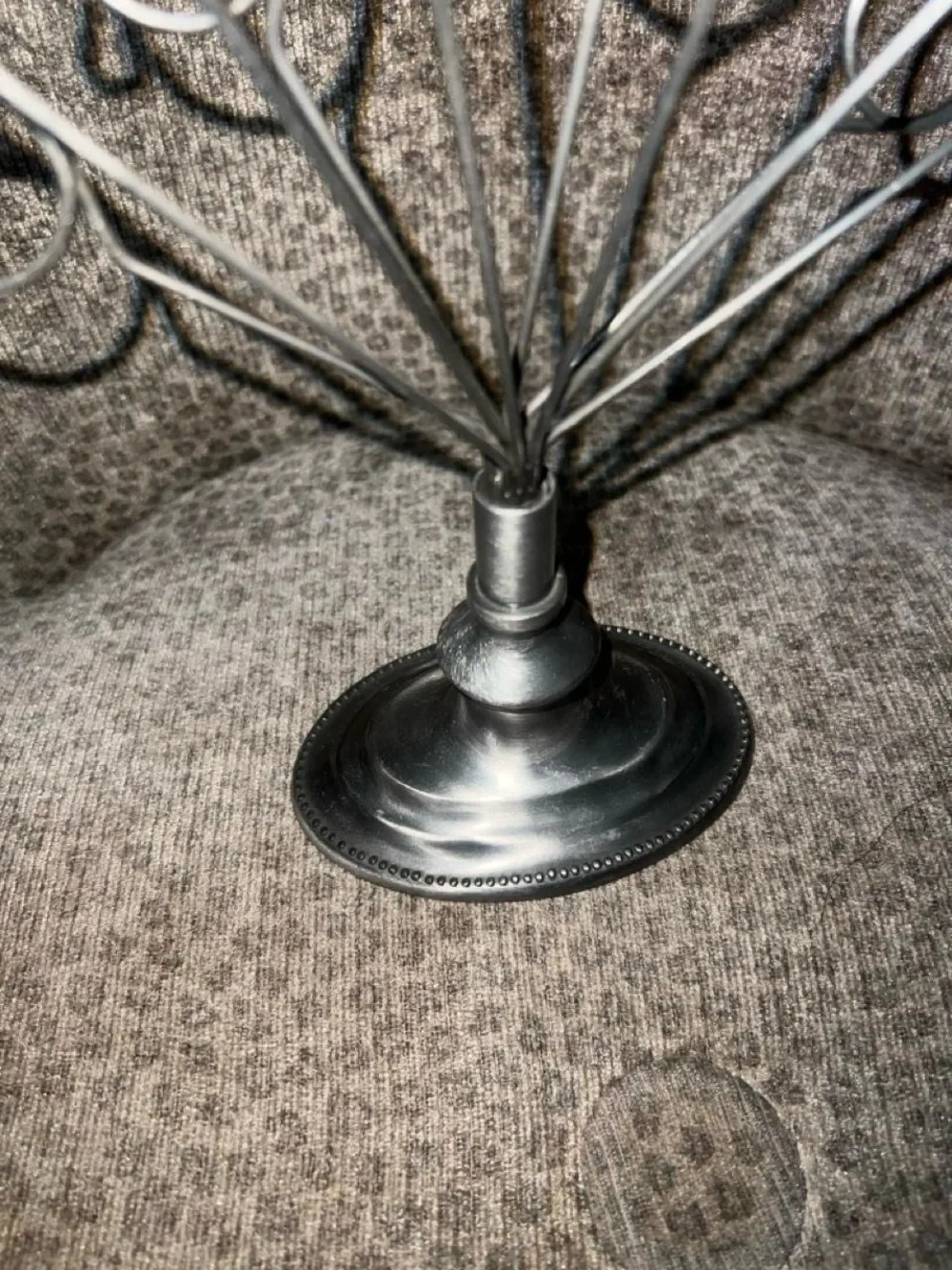 Metal Photo and Note Holder Stand - Silver